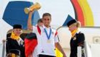 فيليب لام يحصد لقباً تاريخياً في ألمانيا