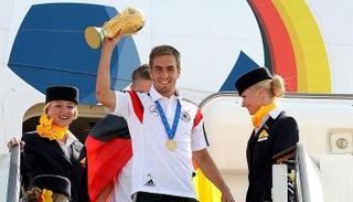 فيليب لام يحصد لقباً تاريخياً في ألمانيا