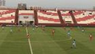 التعادل يفرض نفسه على مواجهة دبا والشارقة