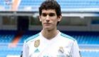 زيدان يستبعد باييخو ويستعين بهيرناندو استعدادا لإشبيلية