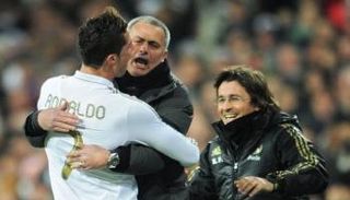 مورينيو مدرب يونايتد يشيد برونالدو