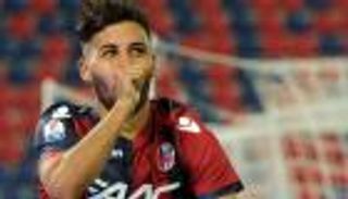 دونادوني يمنح تايدر فرصة أخيرة قبل الرحيل عن بولونيا