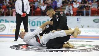 جانب من منافسات البطولة