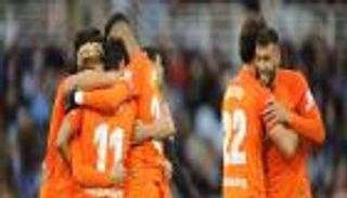 ملقا يواصل صحوته بالفوز على سوسيداد 