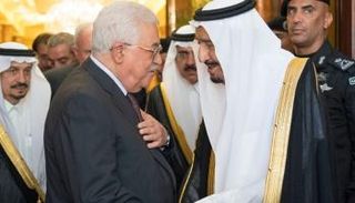 العاهل السعودي الملك سلمان بن عبدالعزيز آل سعود والرئيس الفلسطيني