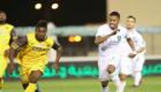 الأهلي يهدر فرصة تقاسم القمة مع الهلال بالدوري السعودي