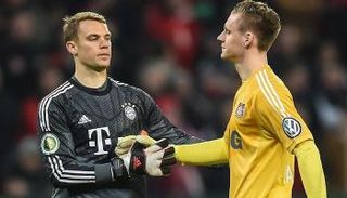 مانويل نوير وبيرند لينو