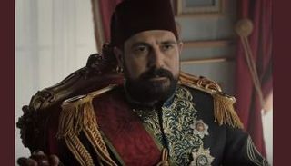 النجم بولنت إينال 