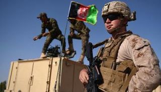 انتشار الجيش الأمريكي في العالم يناقض سياسة ترامب "أمريكا أولا"