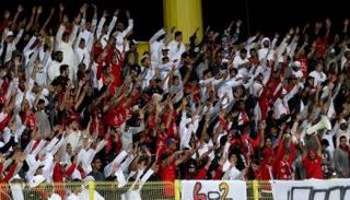 جماهير شباب الأهلي خلال اللقاء