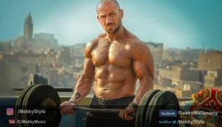 أحمد مكي في صورة حديثة