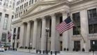 المركزي الأمريكي يرفع الفائدة ويثبت توقعاته لسياسة 2018 النقدية