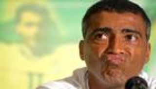 روماريو يتمنى طرد رئيس الاتحاد البرازيلي وتغليظ عقوبته