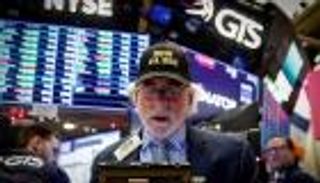 الإمارات ترفع حيازتها في أذون وسندات الخزانة الأمريكية