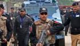 مقتل 8 أشخاص في هجوم على كنيسة غرب باكستان