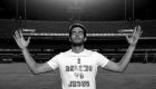 كاكا يعلن اعتزاله لعب كرة القدم نهائيا