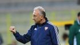 زاكيروني يكشف إيجابيات فوز الإمارات على العراق 