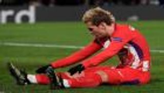 جريزمان يعتذر عن طلاء نفسه باللون الأسود 