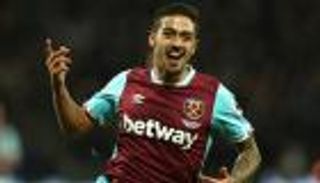 الإيقاف ينتظر لاعب وست هام بعد واقعة مباراة ستوك