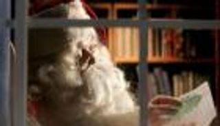 بطانية وطعام.. أمنيات طفلة أمريكية من بابا نويل