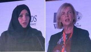 د.عائشة الظاهري وجنيفر ويتوير