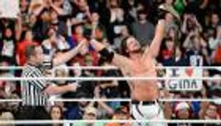 ستايلز يحافظ على بطولة WWE بالفوز على ماهال