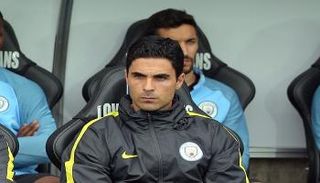 ميكل أرتيتا على رادار أرسنال