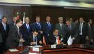 بالفيديو.. مصر توقع مذكرات تطوير موانئ البحر الأحمر