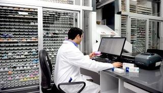 الصيدلية الذكية في أحد مستشفيات دبي 