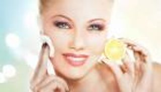 الليمون.. وصفة سحرية للقضاء على حب الشباب