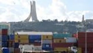 الجزائر تلغي العمل بنظام رخص الاستيراد