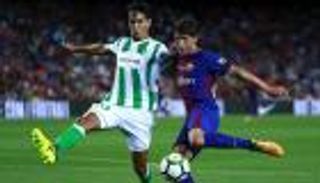 الجزائري ماندي ضمن التشكيلة المثالية لجولة الليجا