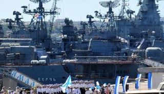 جانب من القوات الروسية في المياه السورية