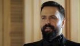 تيم حسن ينشر صورة ابنه في "ملتقى حمدان للأطفال"