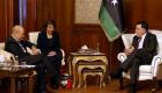 فرنسا تدعو إلى تنظيم انتخابات عاجلة في ليبيا