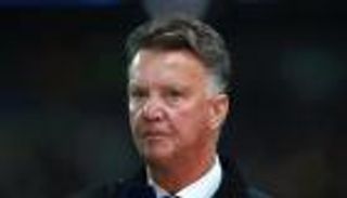 فان جال مرشح لخلافة كليمنت في سوانزي سيتي