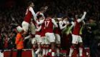 أرسنال يصعق ليفربول بـ3 أهداف خلال 5 دقائق 