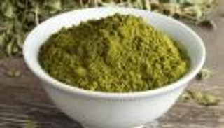 طريقة تحضير الحناء بالكركديه لشعر قوي وجذاب