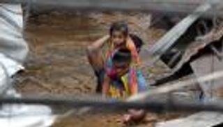 الفلبين.. عاصفة استوائية أودت بحياة 30 شخصا