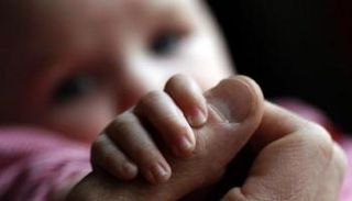 تلوث الهواء يؤدي إلى انخفاض وزن الطفل عند الولادة