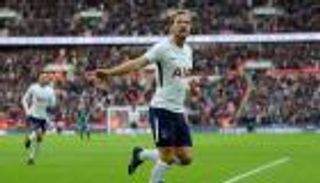 هاري كين يرد على مقارنته بليونيل ميسي وكريستيانو رونالدو