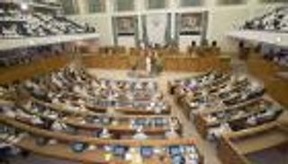 الكويت تؤجل تطبيق ضريبة القيمة المضافة 