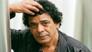محمد منير يؤكد أنه لن يتردد في إعلان زواجه 