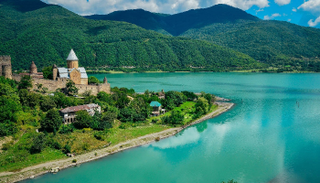 طبيعة جورجيا تحتضن حضارة عريقة