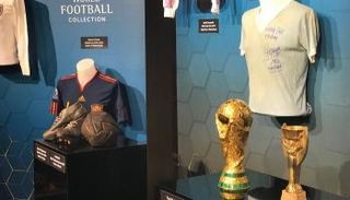 معرض على هامش مؤتمر دبي