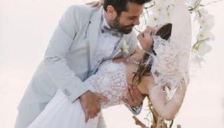 بيرين سات وزوجها المطرب كنعان دوغلو