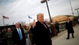 باحث أمريكي لترامب: لا تغفل تهديدات إيران والإخوان في 2018