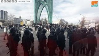 المظاهرات ضد الملالي في مشهد 