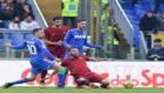 ساسولو يفرض التعادل على روما في الدوري الإيطالي