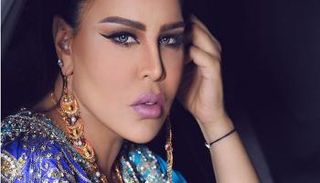 أحلام تهنئ إليسا بالعام الجديد